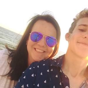 Meet your Posher, Lana